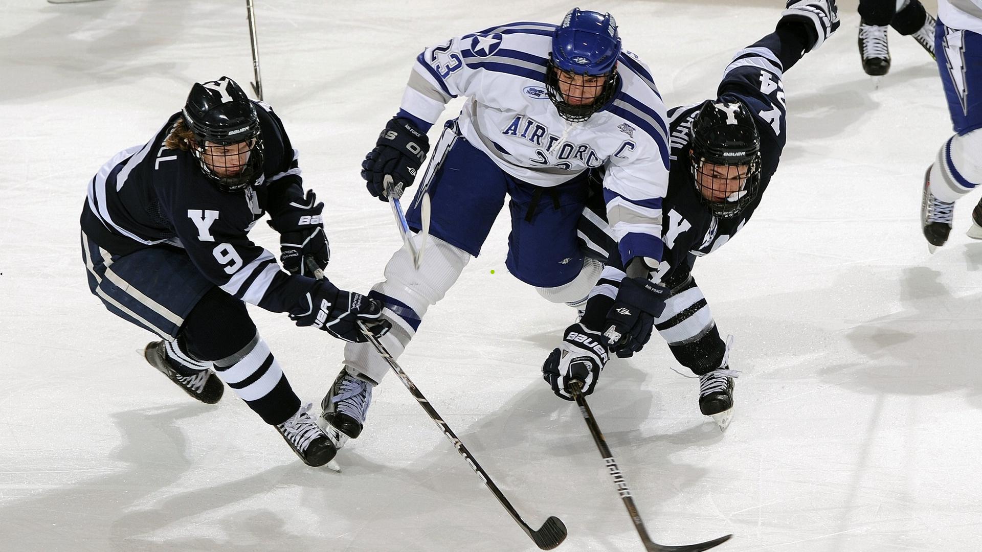 【开云体育下载】亚冠激战彭欣力传射闪耀 于汉超关键破门助申花2-1力克珀斯光荣